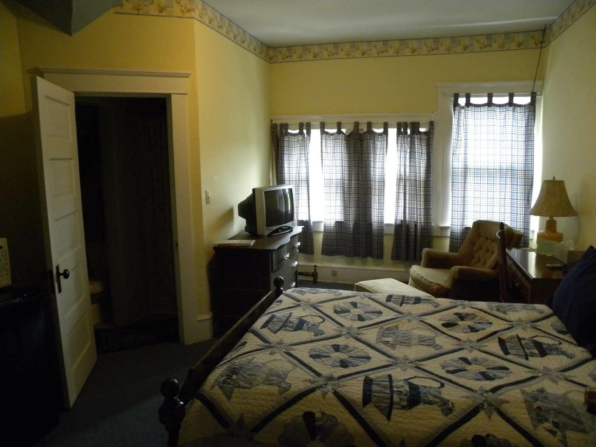 Victorian Charm Inn Towanda Dış mekan fotoğraf