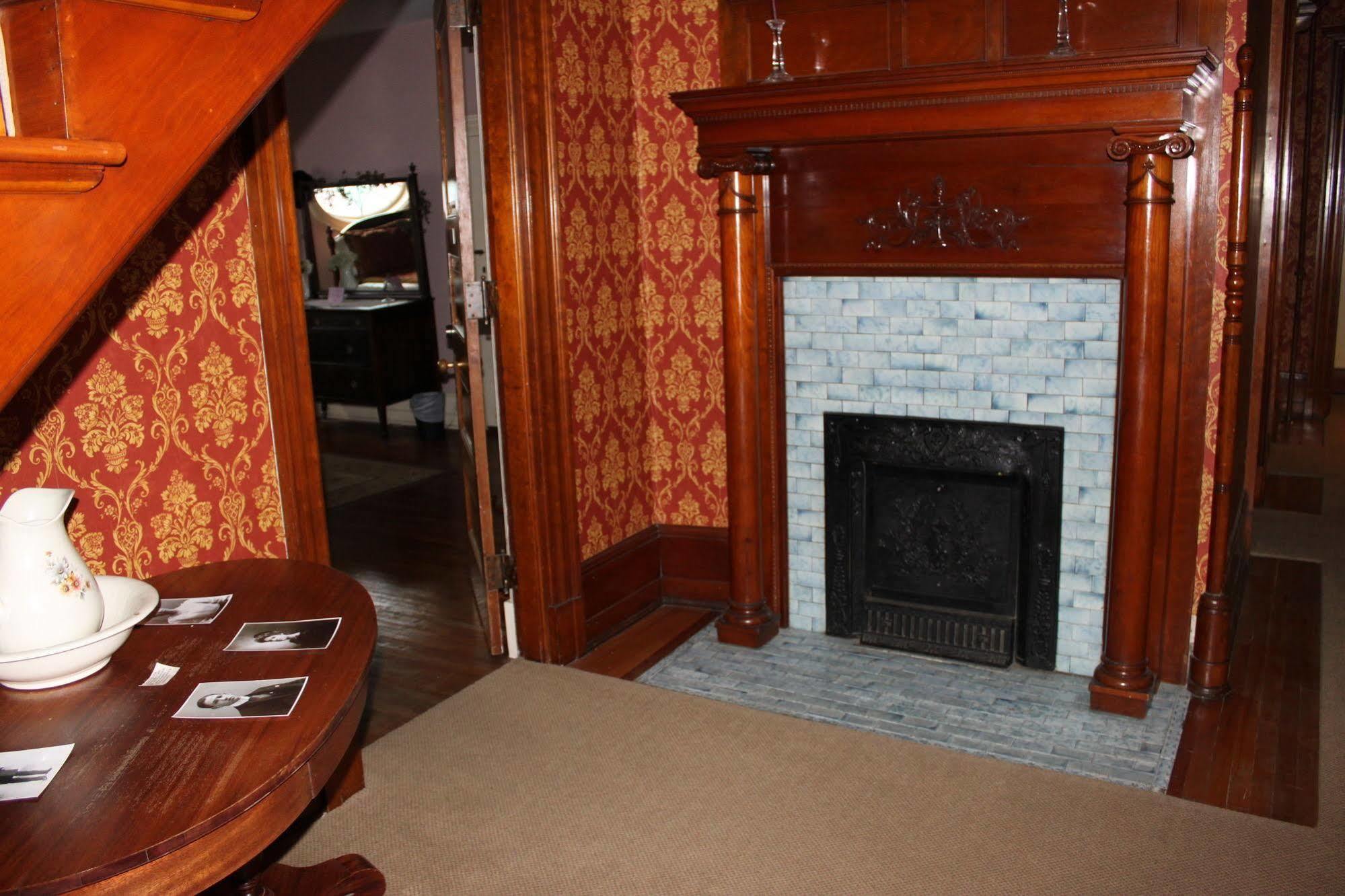 Victorian Charm Inn Towanda Dış mekan fotoğraf